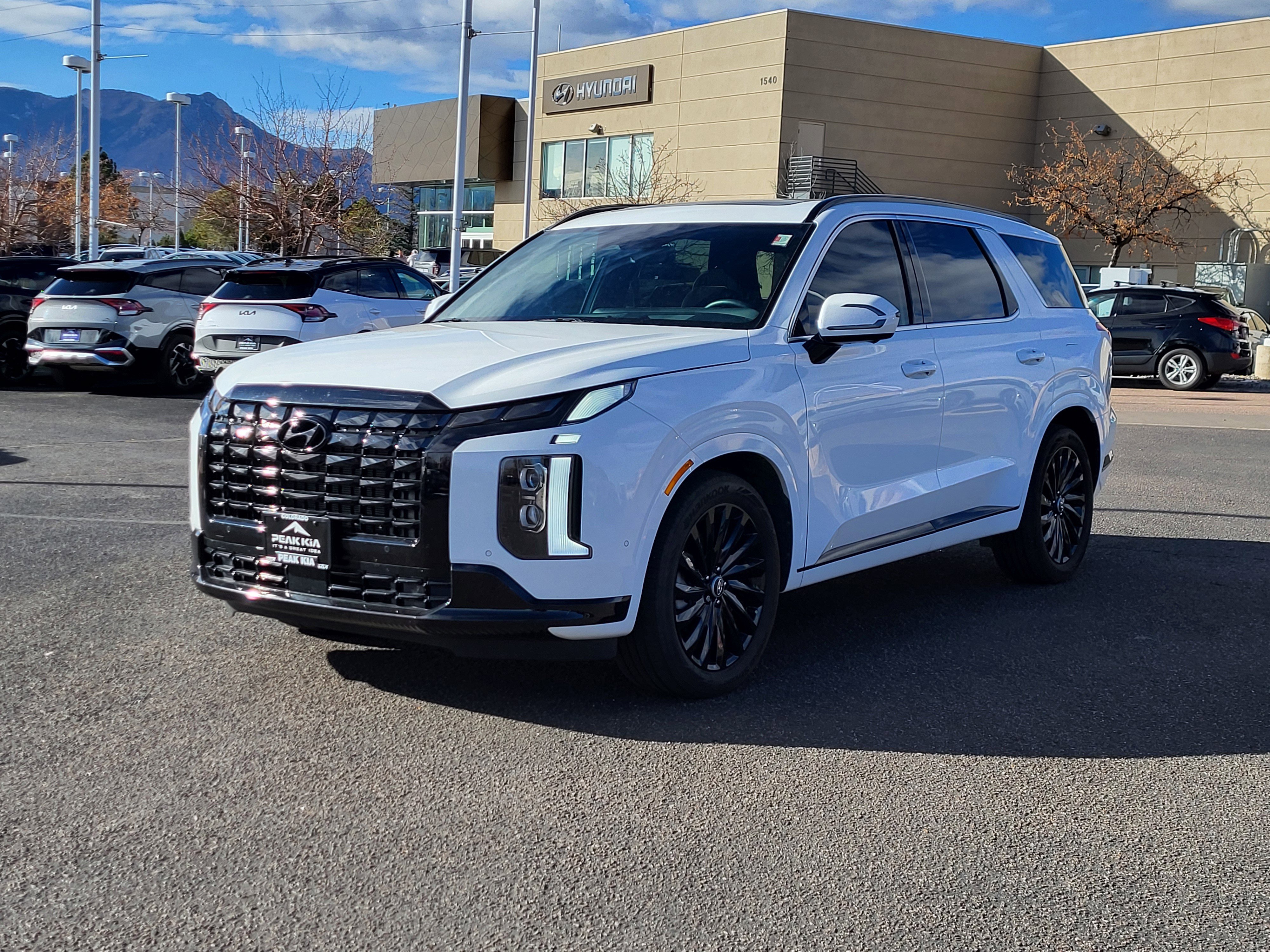 Used 2025 Hyundai Palisade Calligraphy image 5