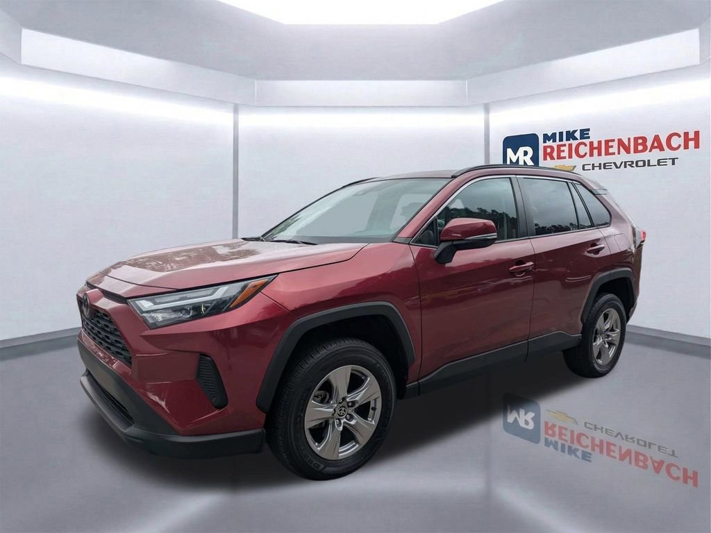 Used 2023 Toyota RAV4 XLE w/ Convenience Package FWD image 8