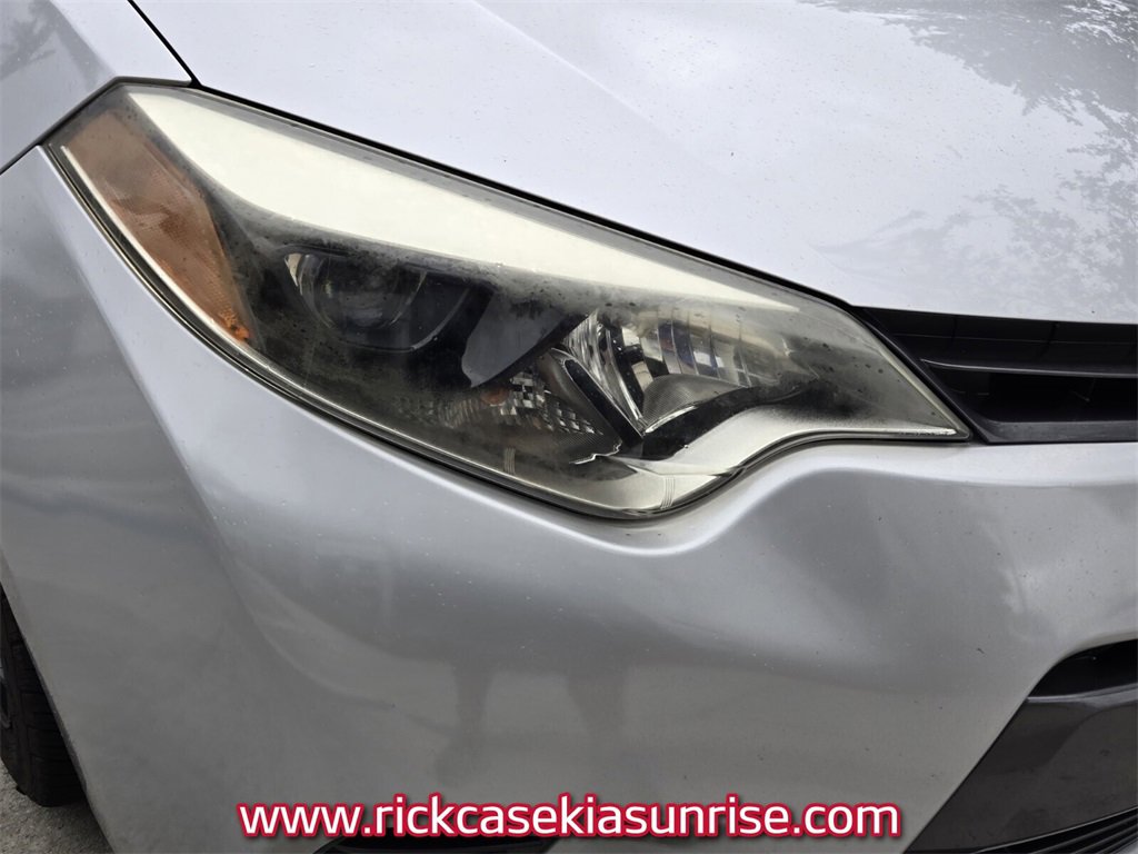 Used 2015 Toyota Corolla LE image 11