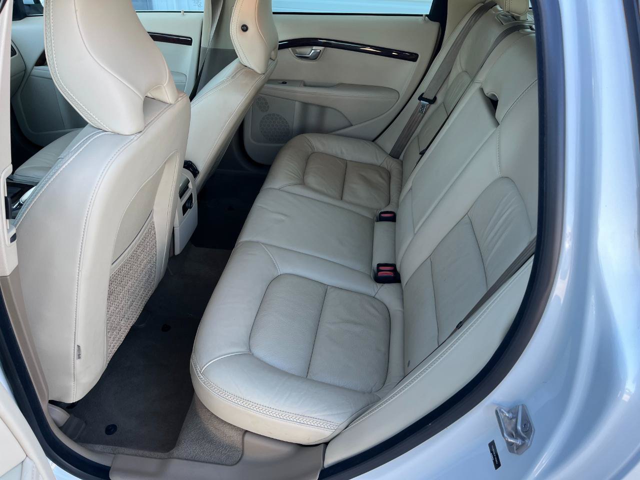 Used 2015 Volvo XC70 T6 Platinum AWD/4WD image 13