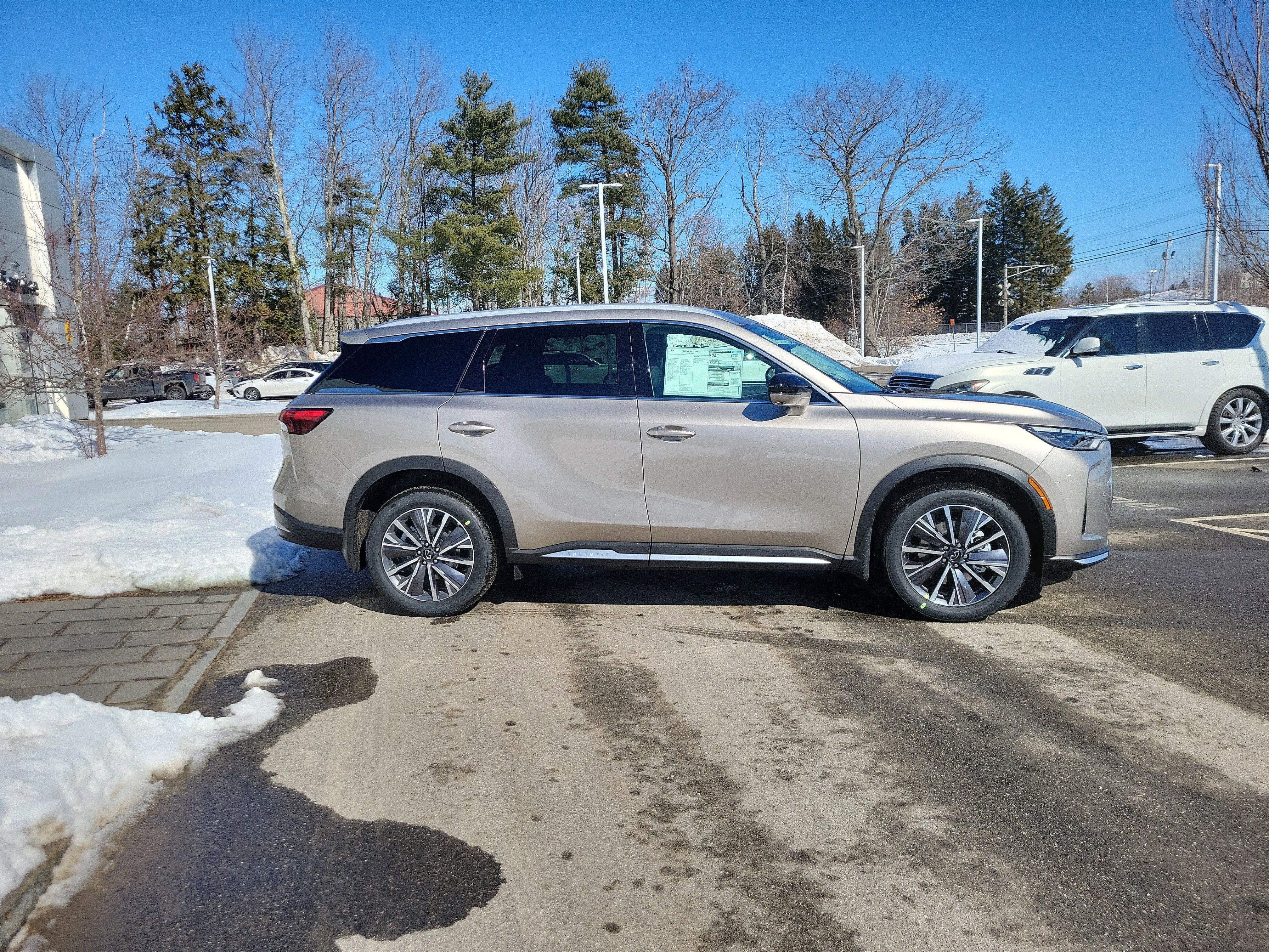 New 2026 INFINITI QX60 Luxe w/ Cargo Package AWD/4WD image 8