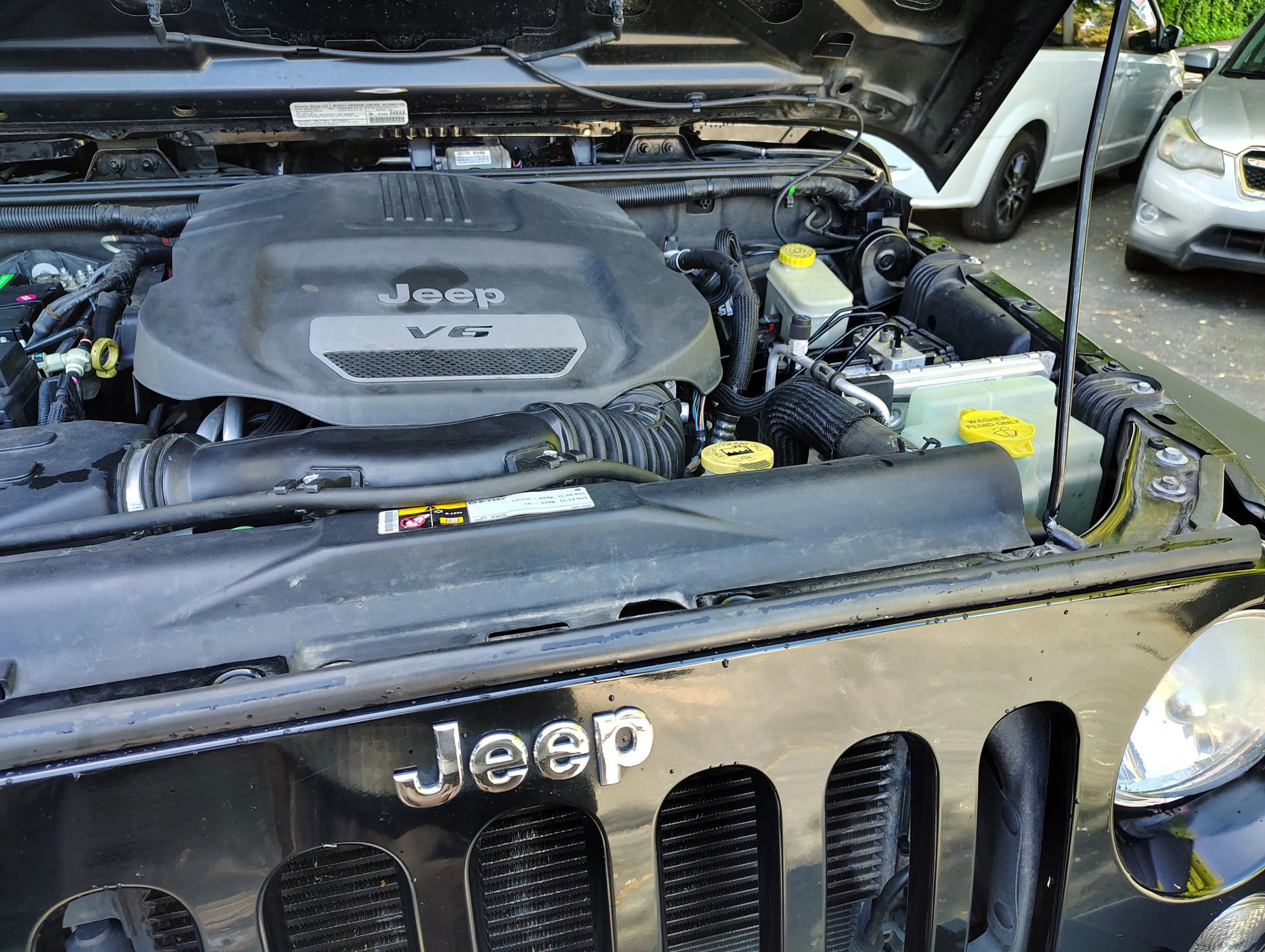 Used 2014 Jeep Wrangler Sport w/ Quick Order Package 24S AWD/4WD image 22