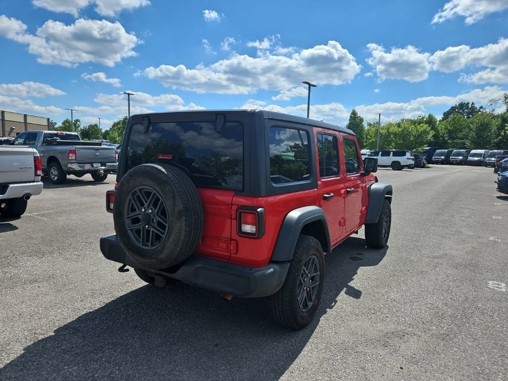 Used 2024 Jeep Wrangler Unlimited Sport AWD/4WD image 7