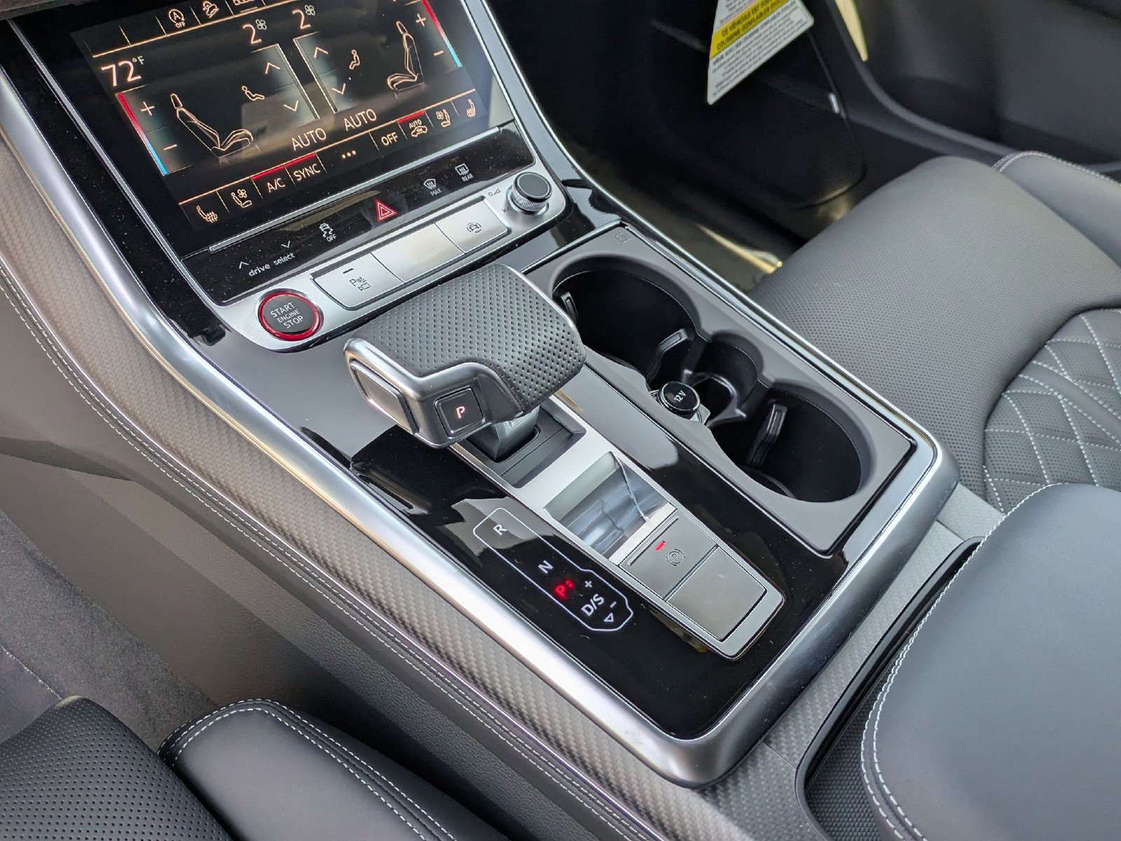 New 2026 Audi SQ7 Premium Plus AWD/4WD image 7