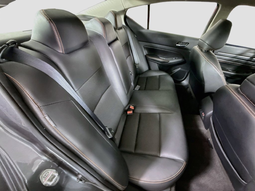 Used 2022 Nissan Altima 2.5 SR w/ Midnight Edition Package FWD image 29