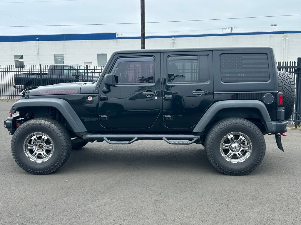 Used 2015 Jeep Wrangler Unlimited Rubicon AWD/4WD image 8