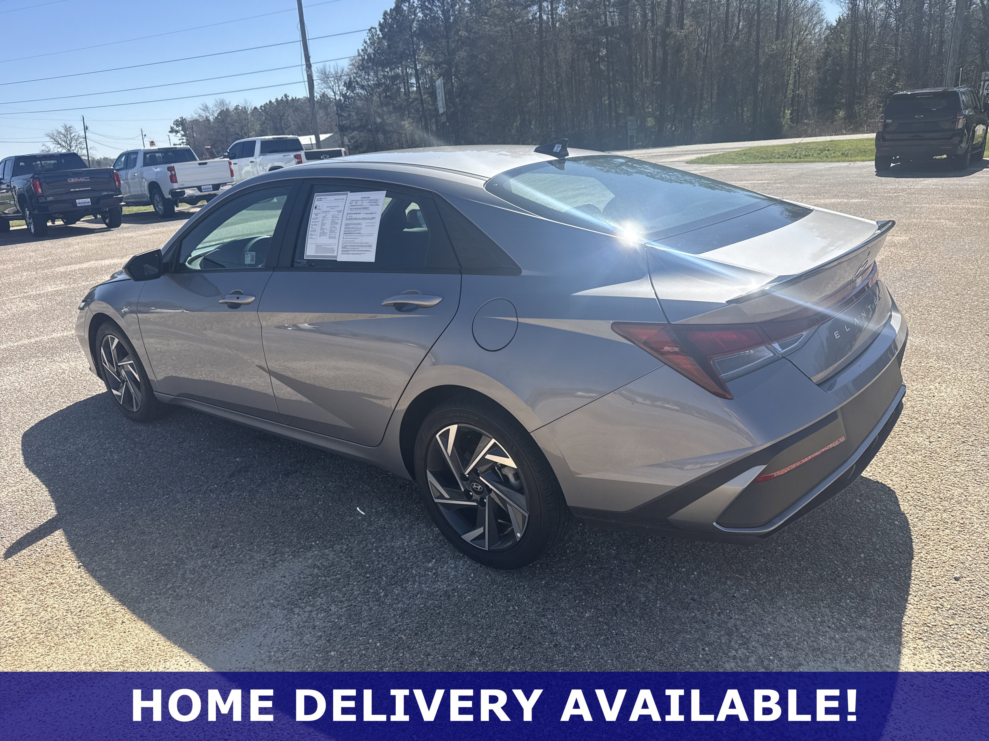 Used 2025 Hyundai Elantra Sport image 18