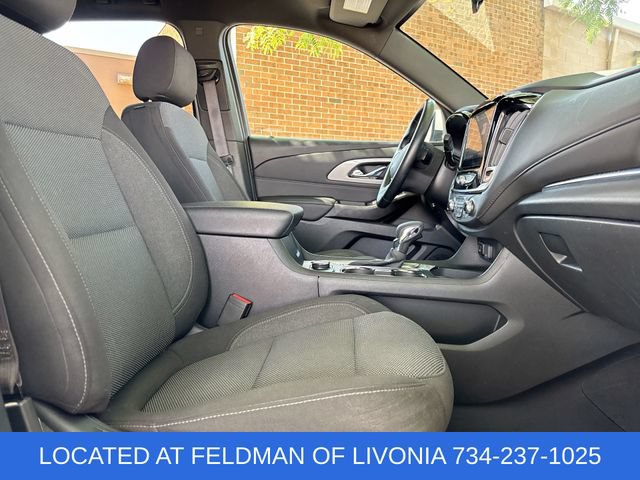 Used 2023 Chevrolet Traverse LT w/ Midnight/Sport Edition AWD/4WD image 26
