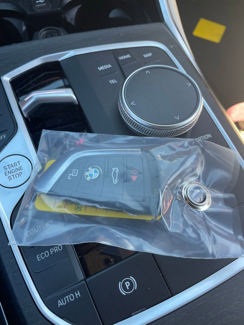 Used 2024 BMW 430i Coupe w/ Premium Package image 13