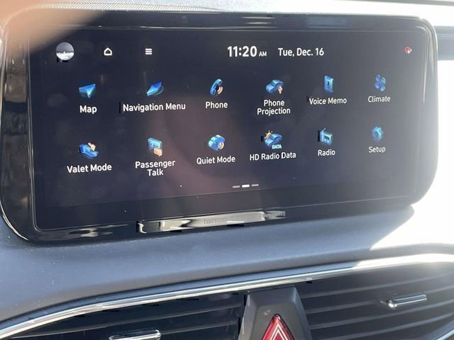 Used 2023 Hyundai Santa Fe Limited image 19