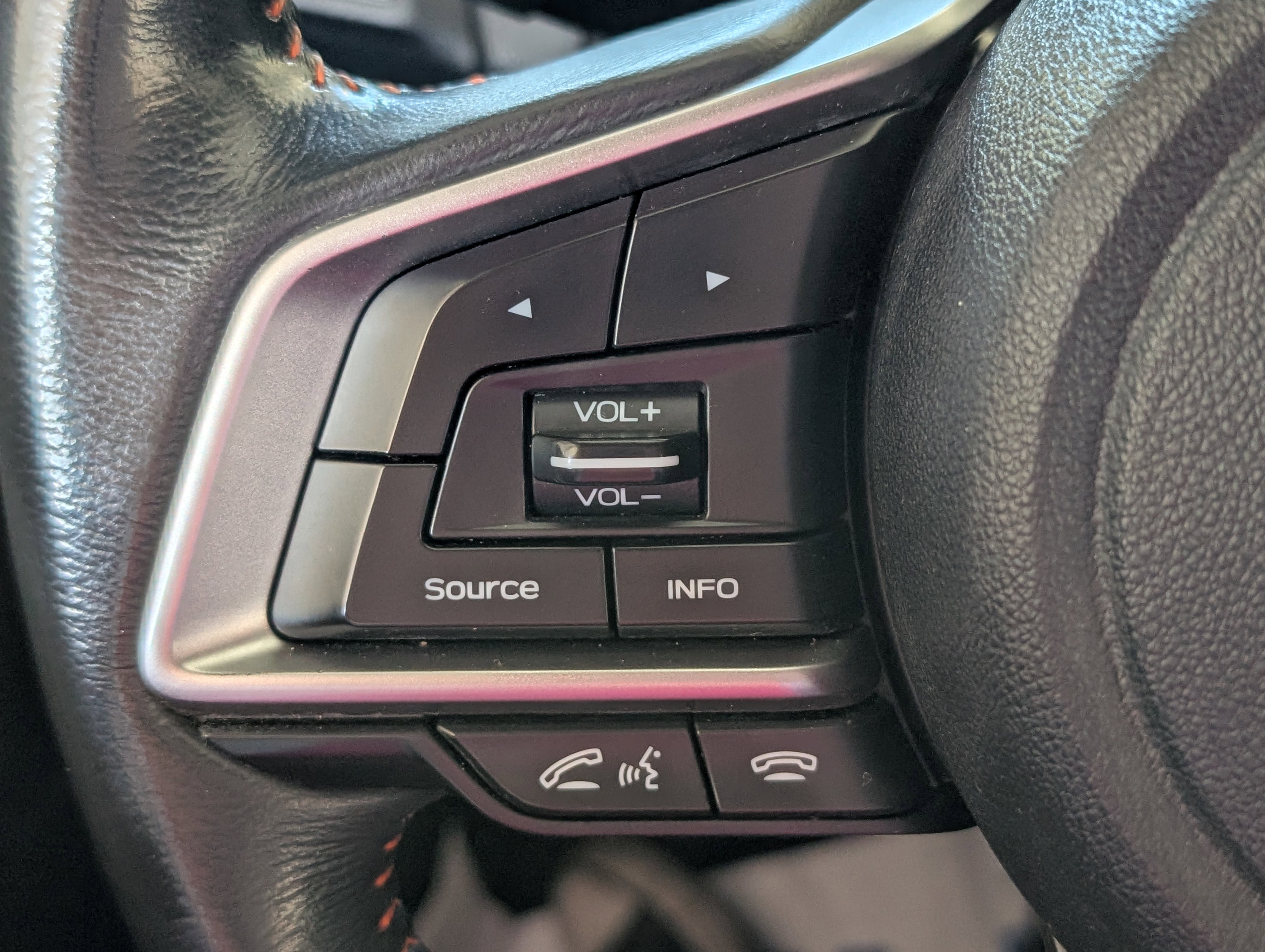 Used 2019 Subaru Crosstrek 2.0i Premium w/ Popular Package #4 image 17