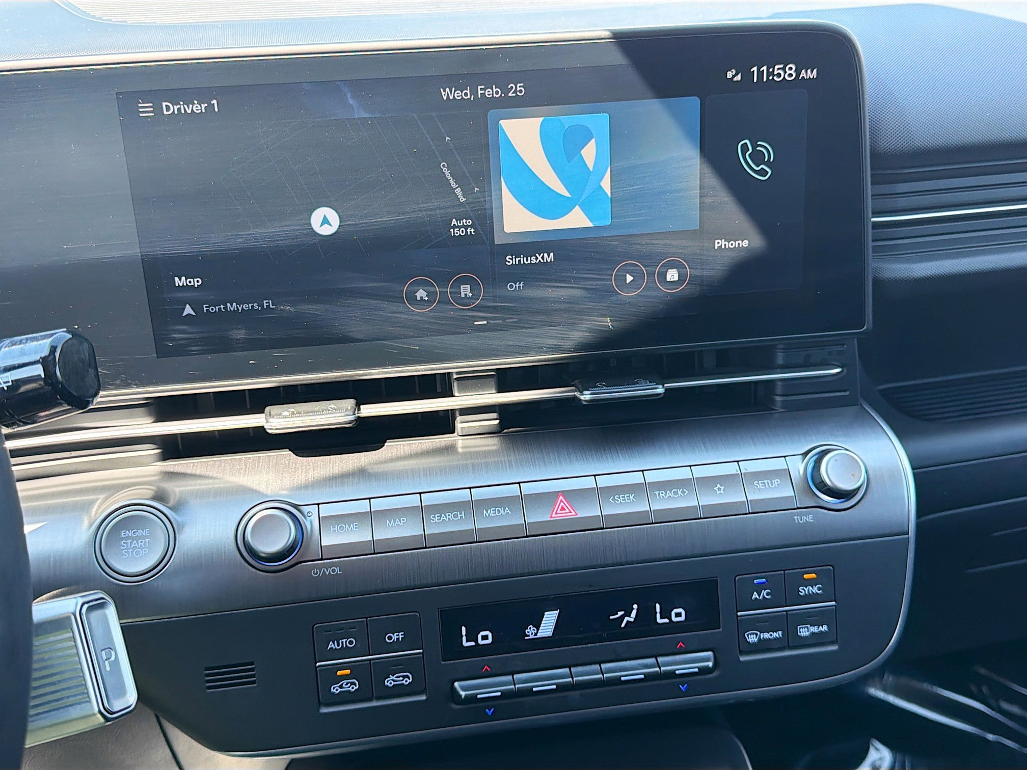 Used 2024 Hyundai Kona Limited image 28