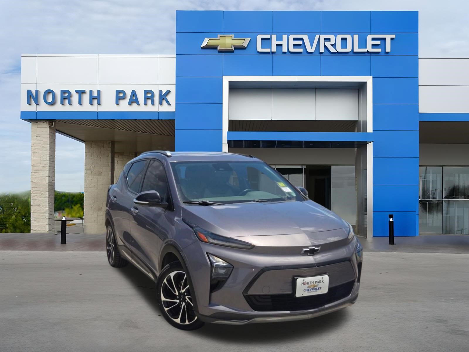 Used 2022 Chevrolet Bolt EUV Premier FWD image 1