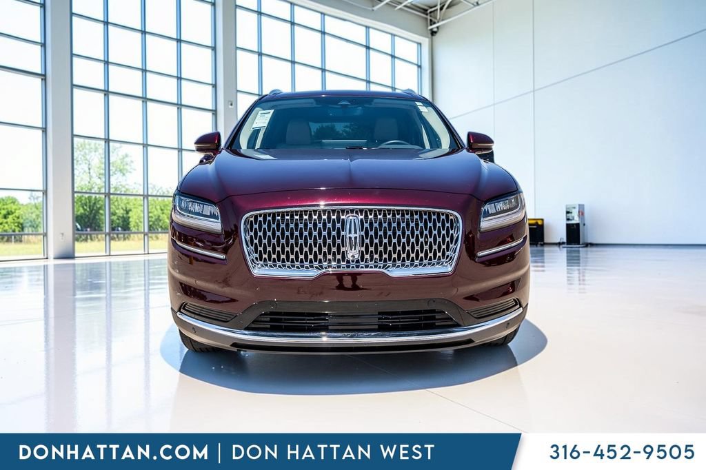 Used 2023 Lincoln Nautilus Reserve w/ Equipment Group 201A AWD/4WD image 28