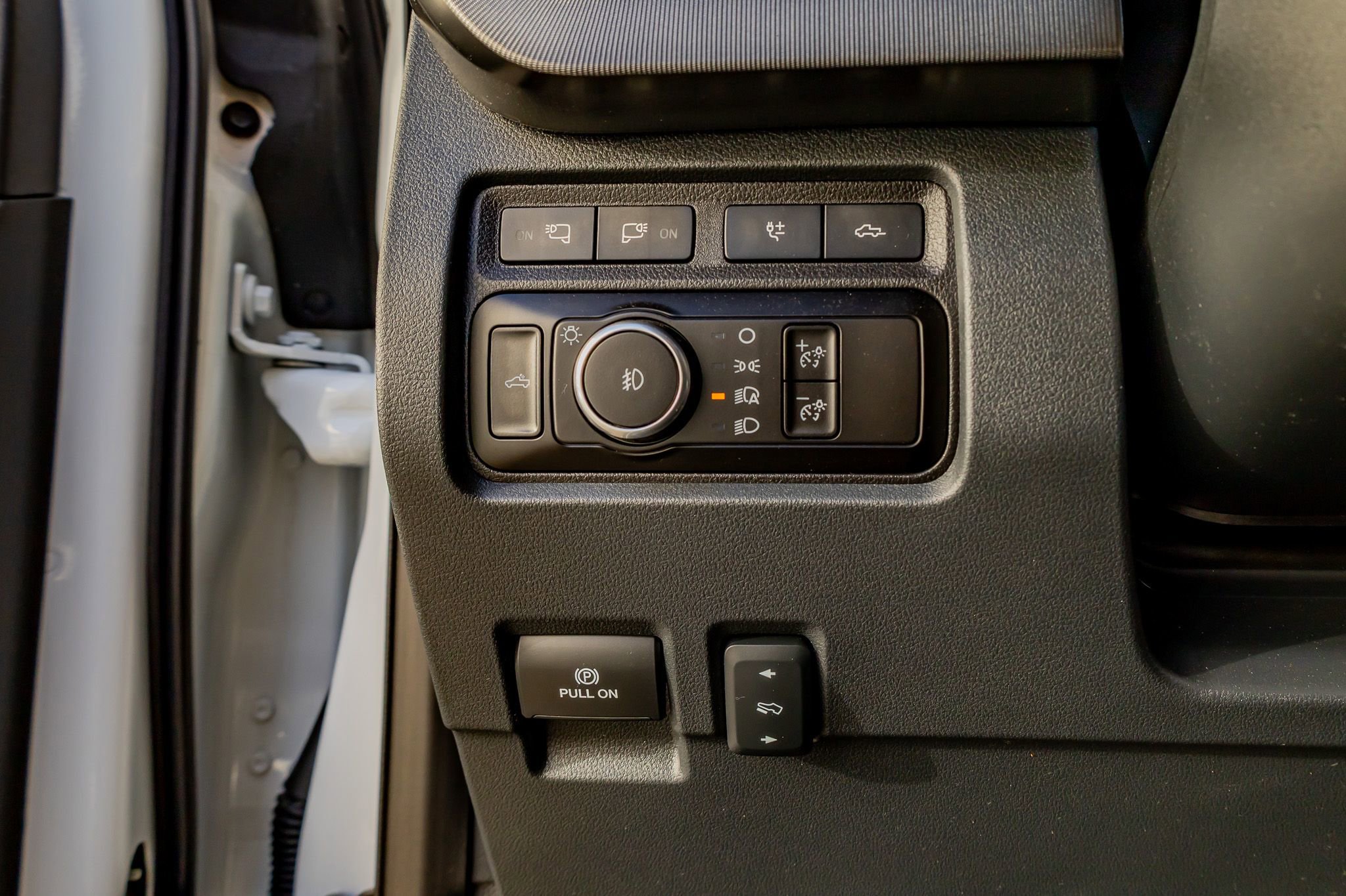 Used 2024 Ford F350 Platinum image 21