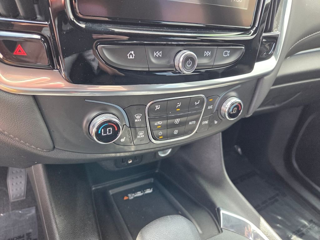 Certified 2023 Chevrolet Traverse LT FWD image 25