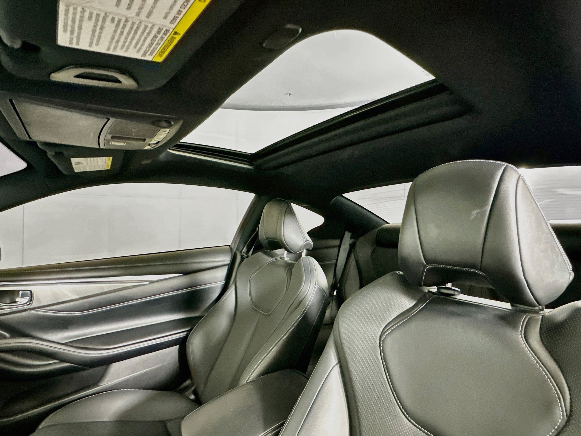 Used 2021 INFINITI Q60 3.0t Luxe w/ Cargo Package AWD/4WD image 25