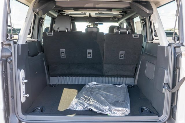 New 2026 Ford Bronco Badlands w/ Sasquatch Package AWD/4WD image 10