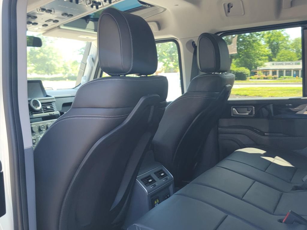 New 2025 INEOS Grenadier Station Wagon AWD/4WD image 16