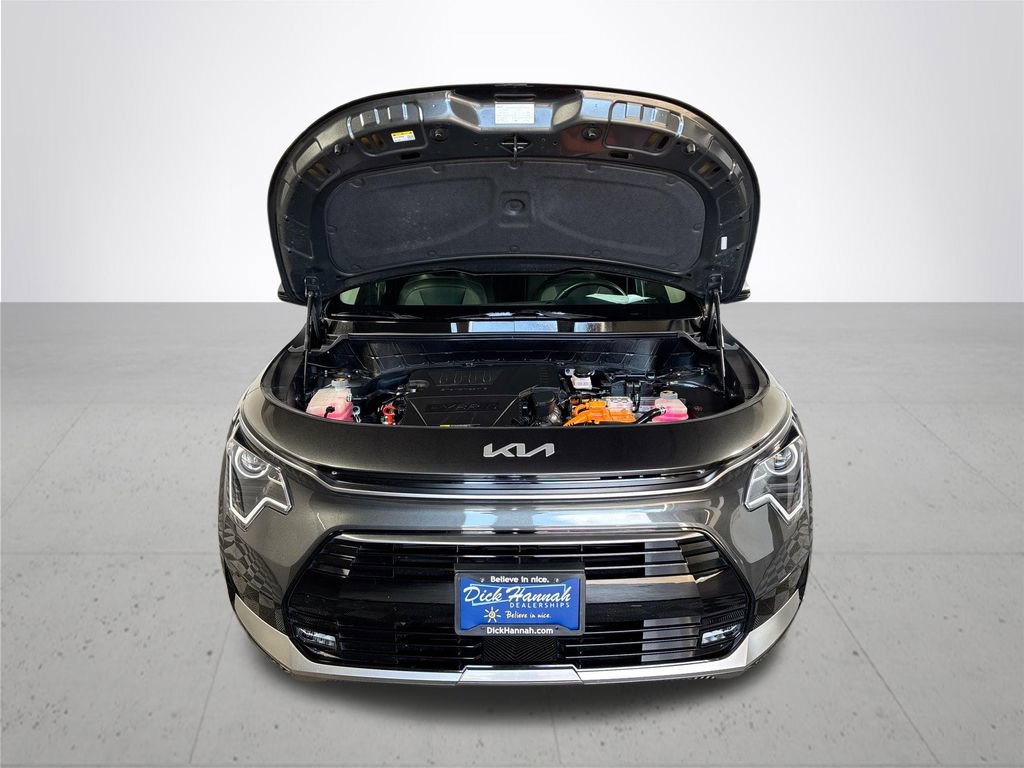 Used 2023 Kia Niro EX Touring FWD image 23