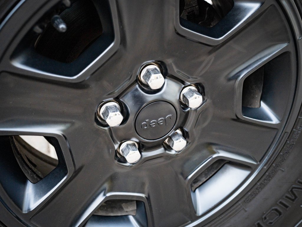 Used 2021 Jeep Gladiator Mojave w/ Trailer Tow Package image 8