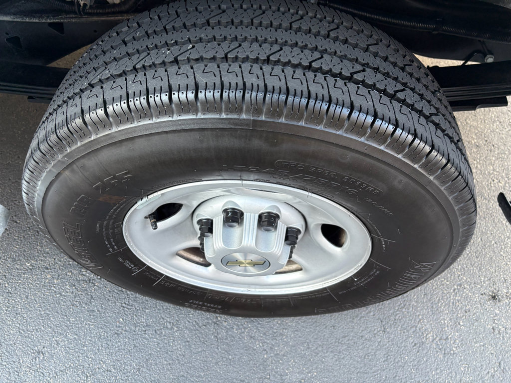 Used 2024 Chevrolet Express 2500 Work Van w/ Driver Convenience Package image 12