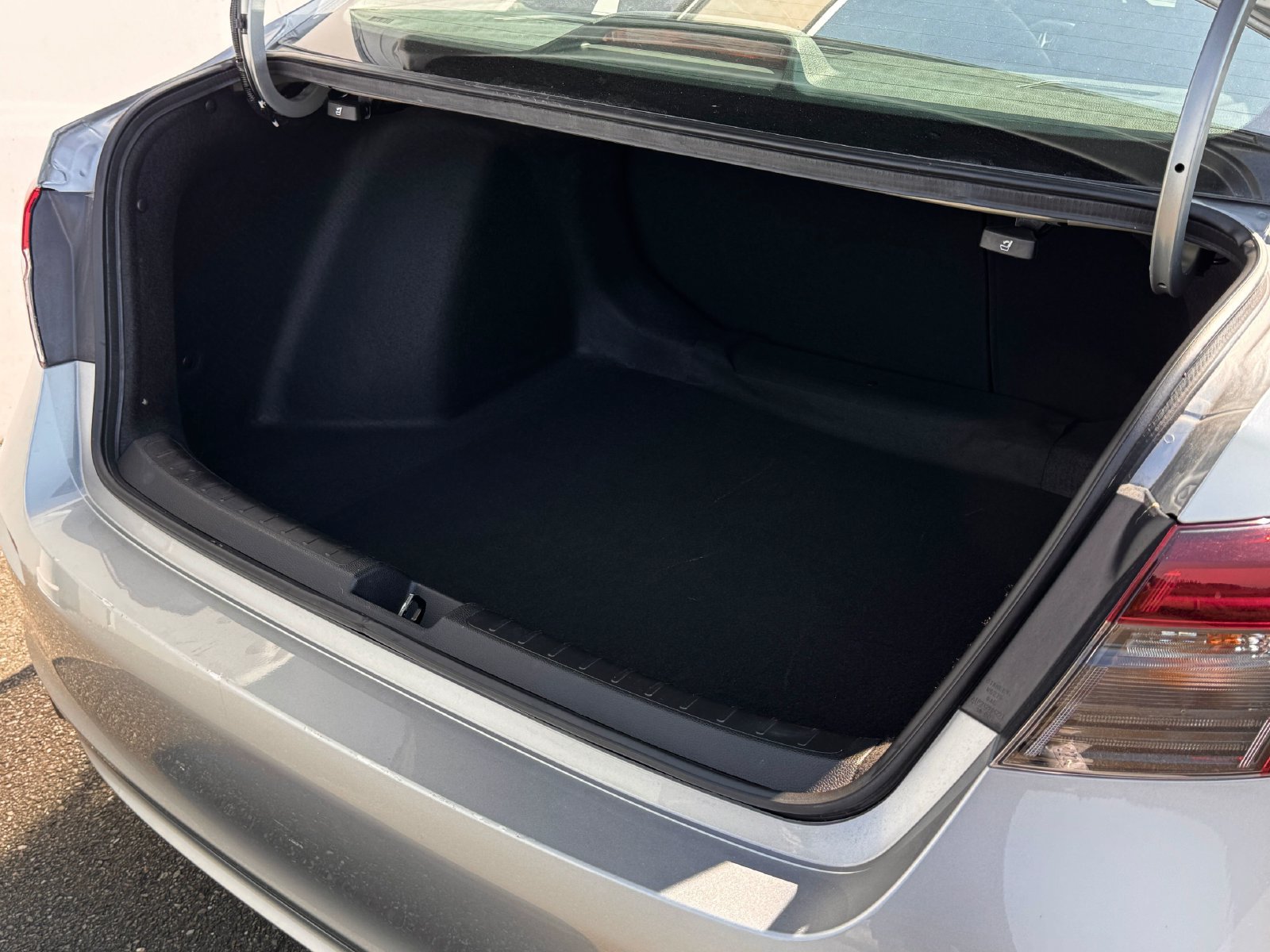 Used 2025 Honda Civic Sport image 23