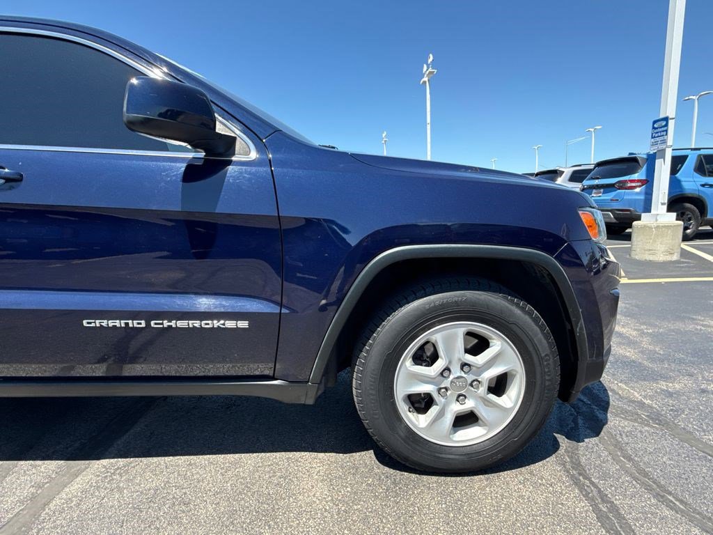 Used 2015 Jeep Grand Cherokee Laredo w/ Quick Order Package 23E AWD/4WD image 15