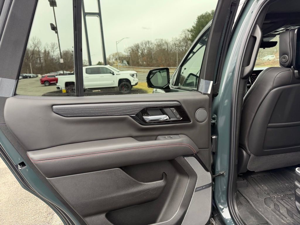New 2026 GMC Yukon AT4 Ultimate image 11