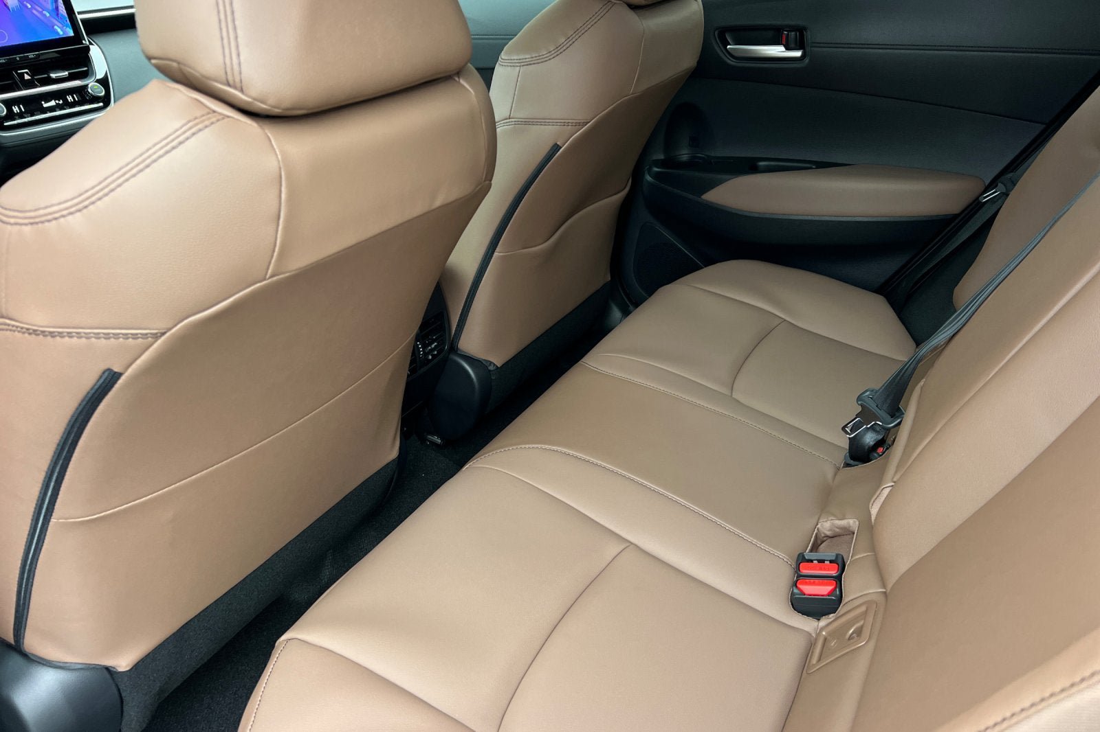 New 2026 Toyota Corolla Cross XLE w/ Convenience Package FWD image 10