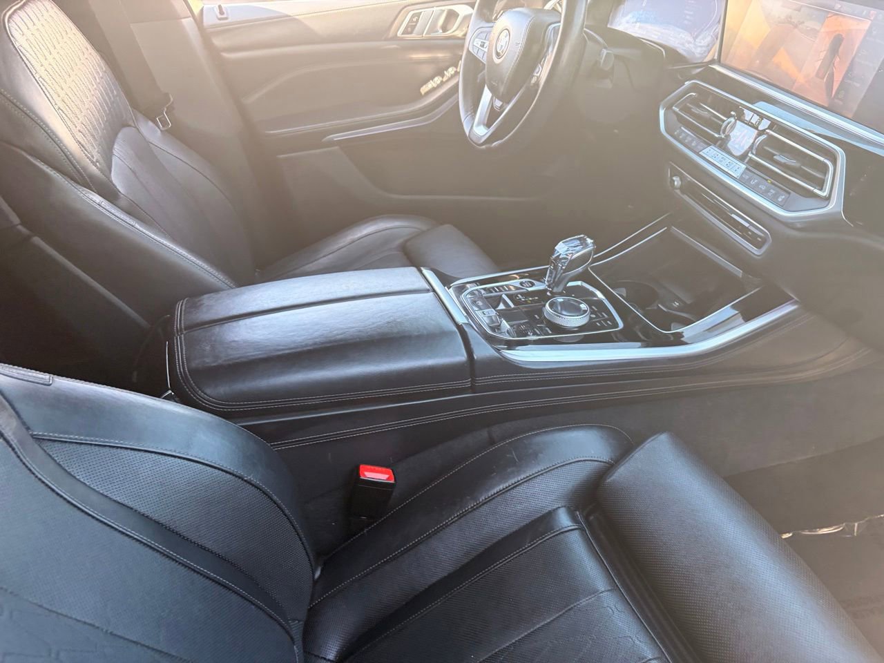 Used 2019 BMW X5 xDrive40i w/ Premium Package AWD/4WD image 12