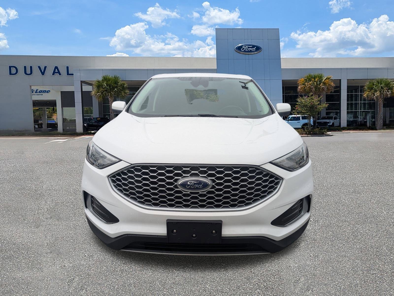 Used 2023 Ford Edge SEL image 9