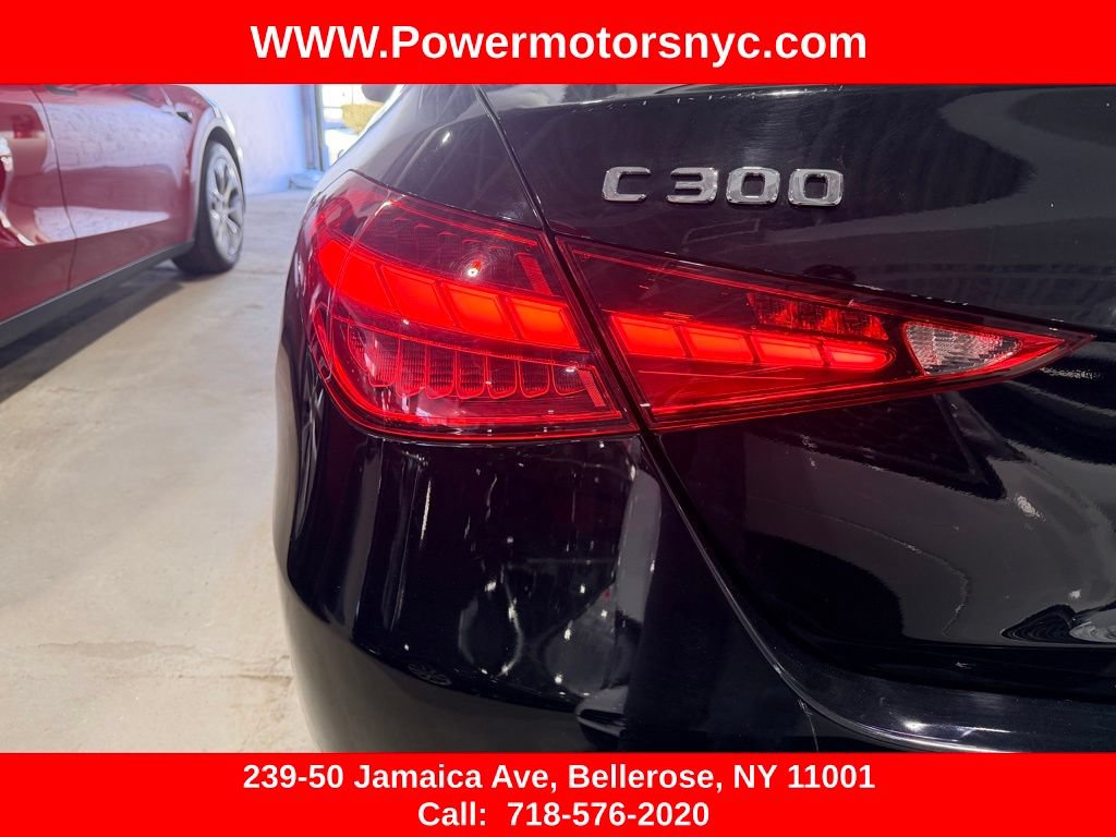 Used 2022 Mercedes-Benz C 300 4MATIC Sedan w/ Pinnacle Trim Package image 10