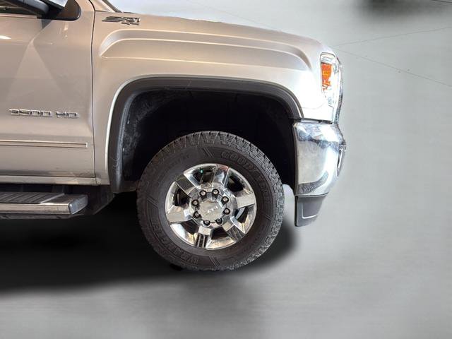 Used 2018 GMC Sierra 3500 SLT w/ Duramax Plus Package AWD/4WD image 39