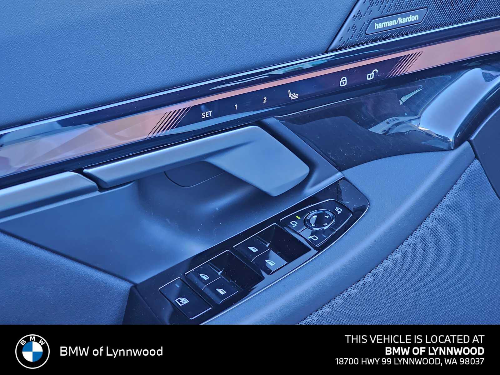 New 2026 BMW i5 eDrive40 w/ Premium Package AWD/4WD image 23