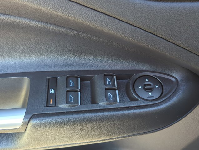 Used 2018 Ford Escape Titanium AWD/4WD image 10