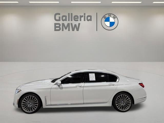 Used 2020 BMW 740i w/ Premium Package RWD image 10