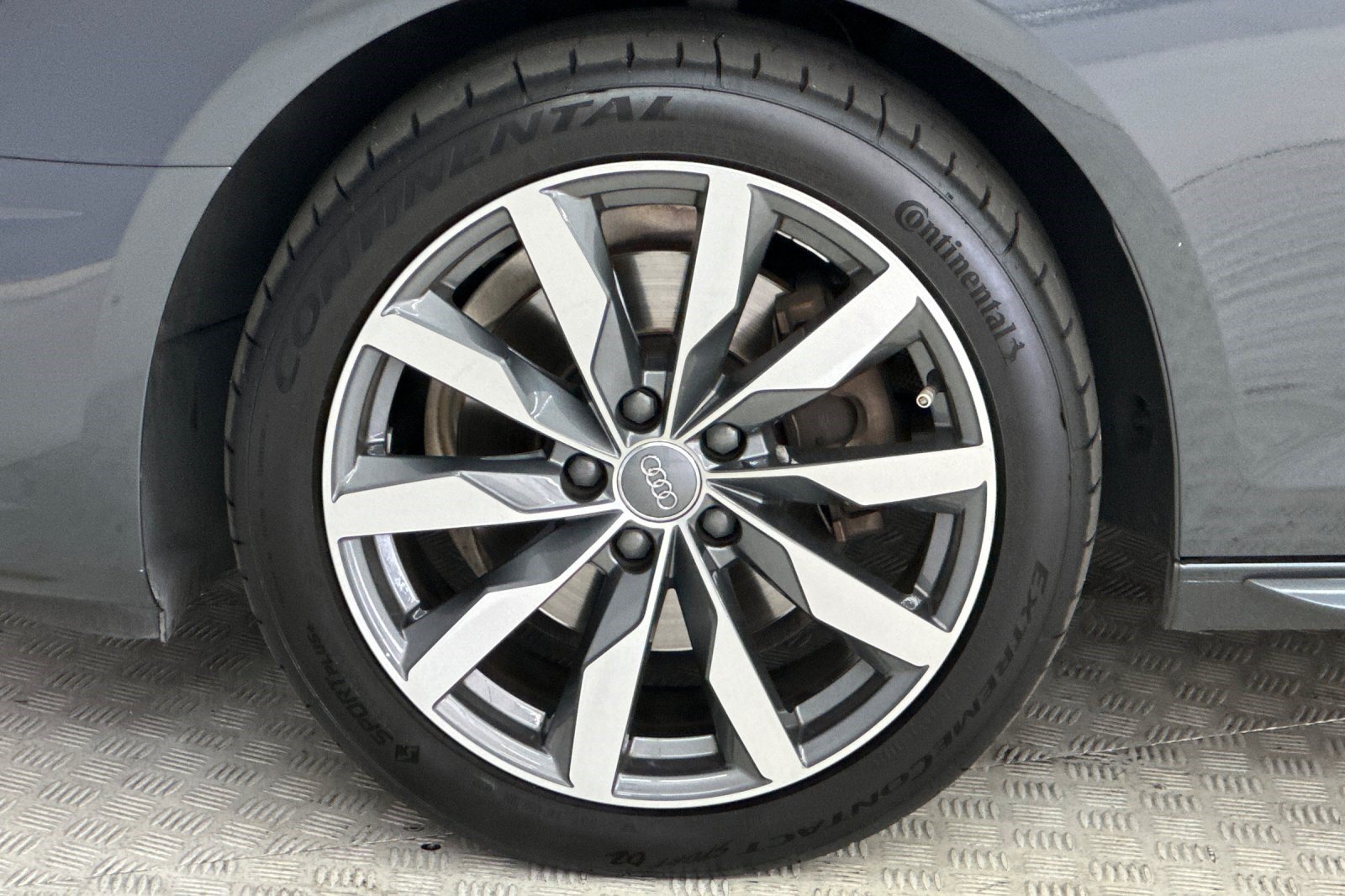 Used 2020 Audi A4 2.0T Premium w/ Convenience Package FWD image 11