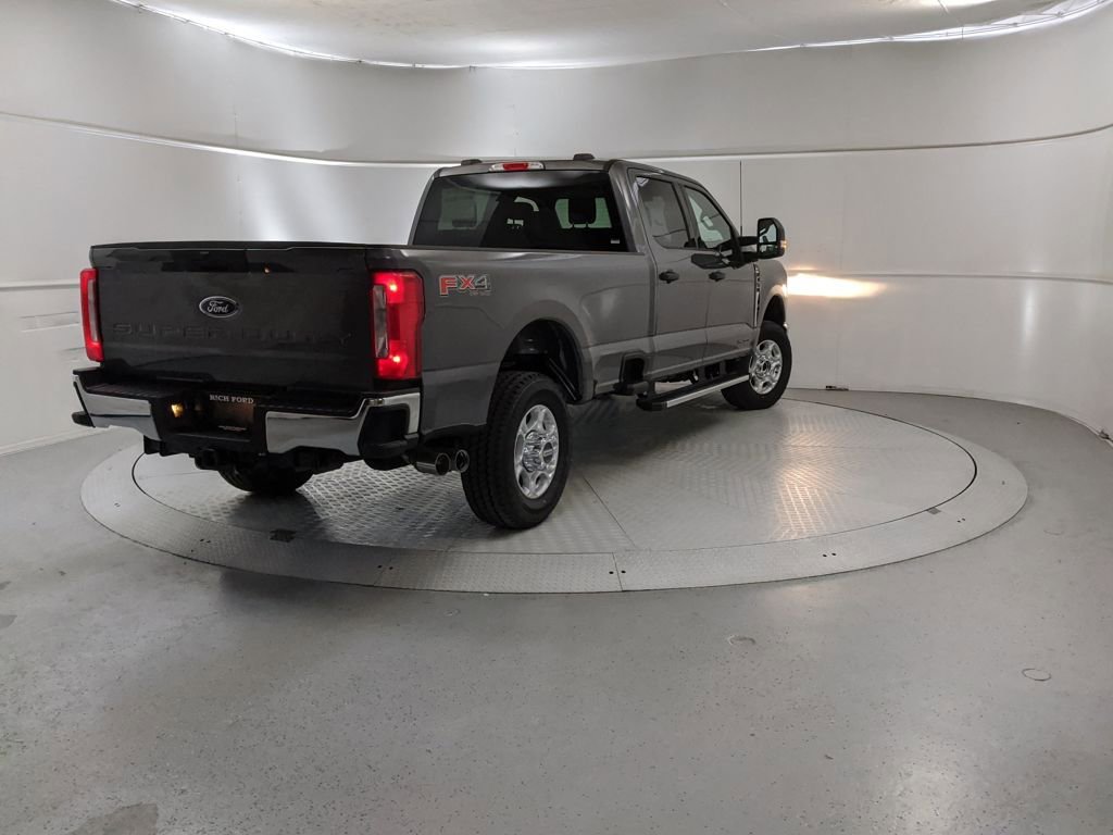New 2026 Ford F350 XLT image 3