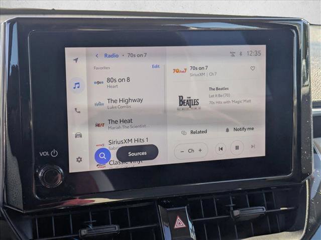 Used 2024 Toyota Corolla Cross L image 12