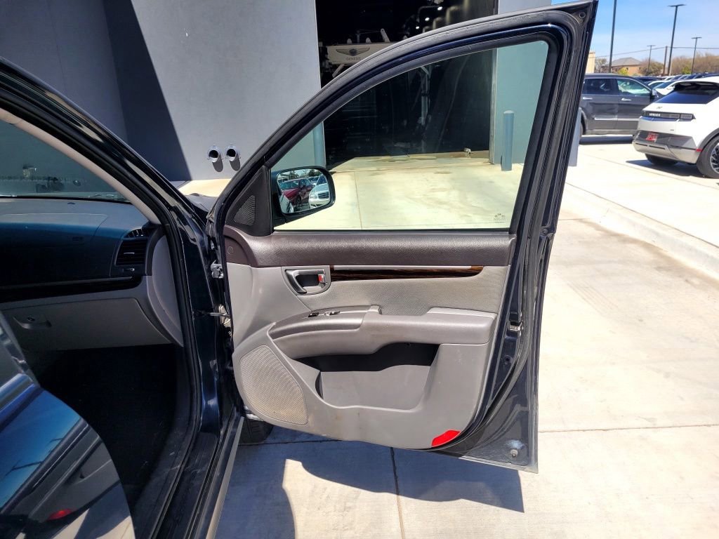 Used 2012 Hyundai Santa Fe GLS image 19