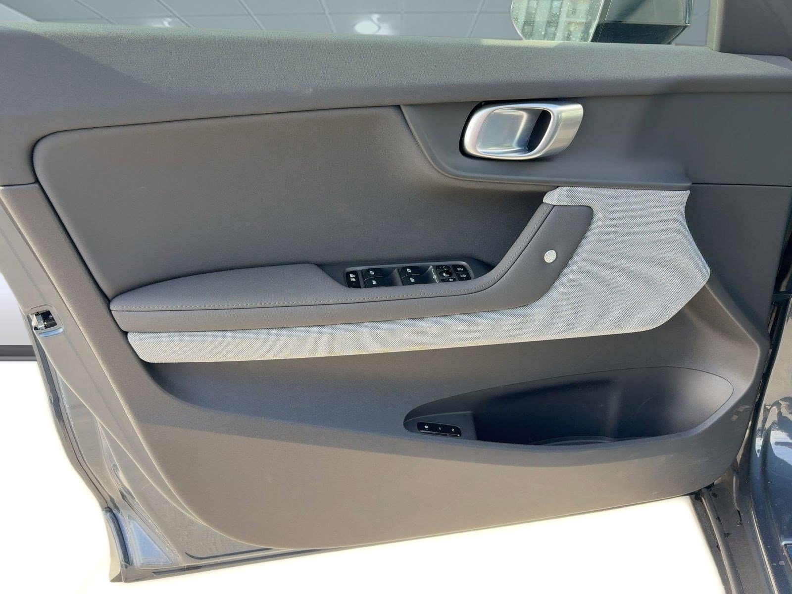 Used 2023 Polestar Polestar 2 Long Range Dual Motor w/ Pilot Pack image 22