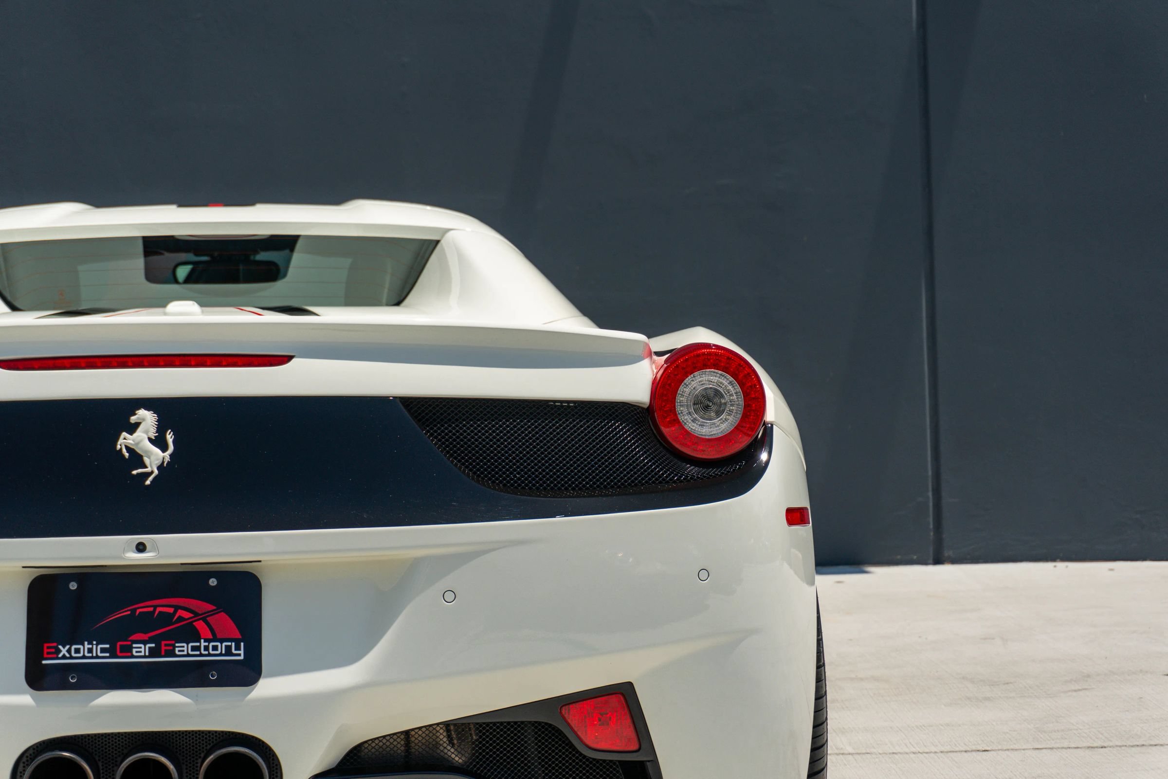 Used 2014 Ferrari 458 Spider RWD image 47