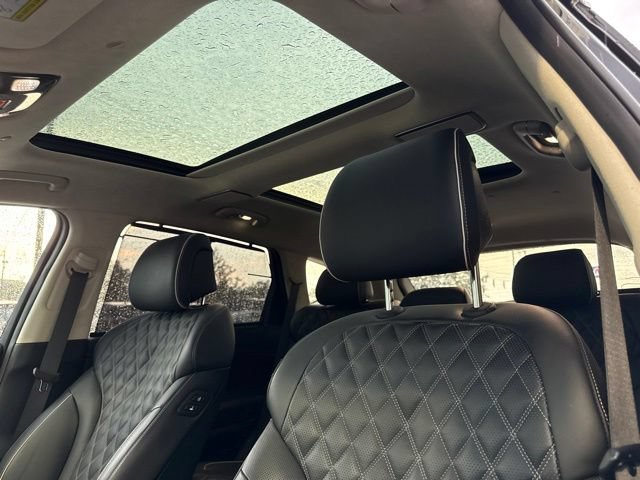 Used 2024 Genesis GV80 3.5T w/ Prestige Package AWD/4WD image 2