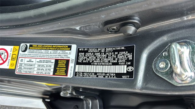 Used 2017 Toyota Avalon XLE Premium image 34