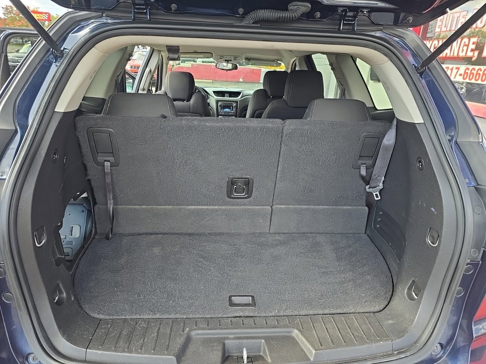 Used 2015 Chevrolet Traverse LT w/ Traveler's Package image 14