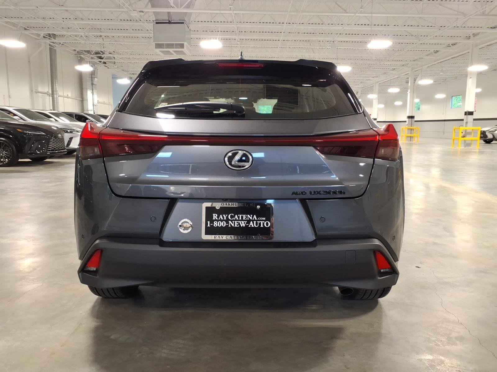 New 2026 Lexus UX 300h AWD image 17