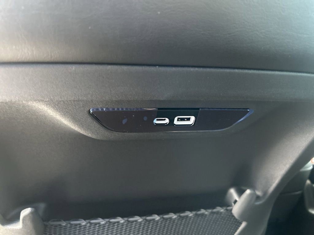 New 2026 Chrysler Pacifica Select FWD image 34