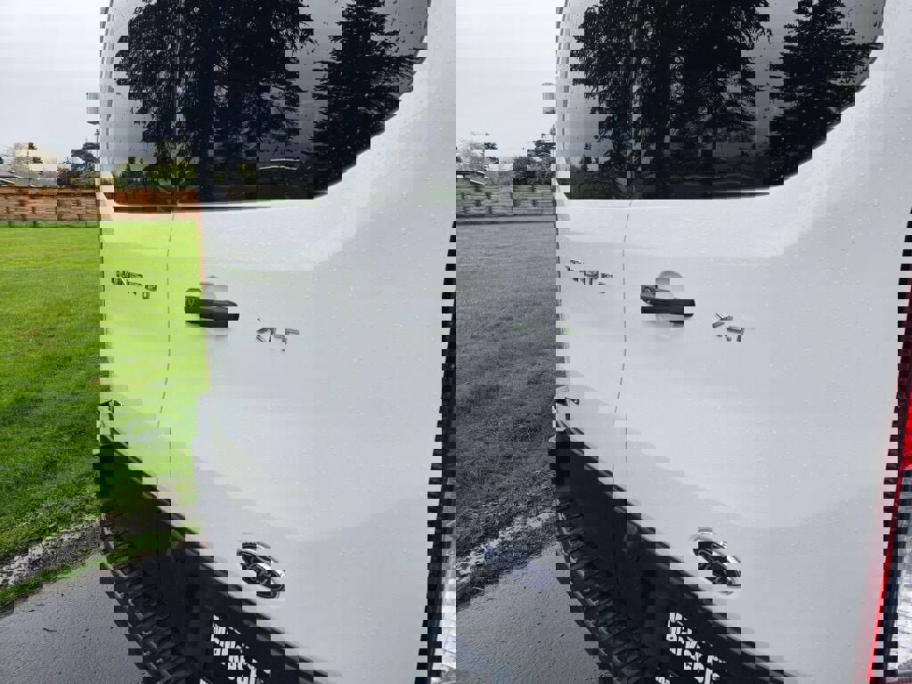 Used 2020 Ford Transit 150 XLT image 17