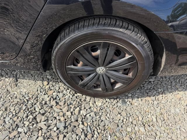 Used 2017 Volkswagen Jetta S FWD image 9